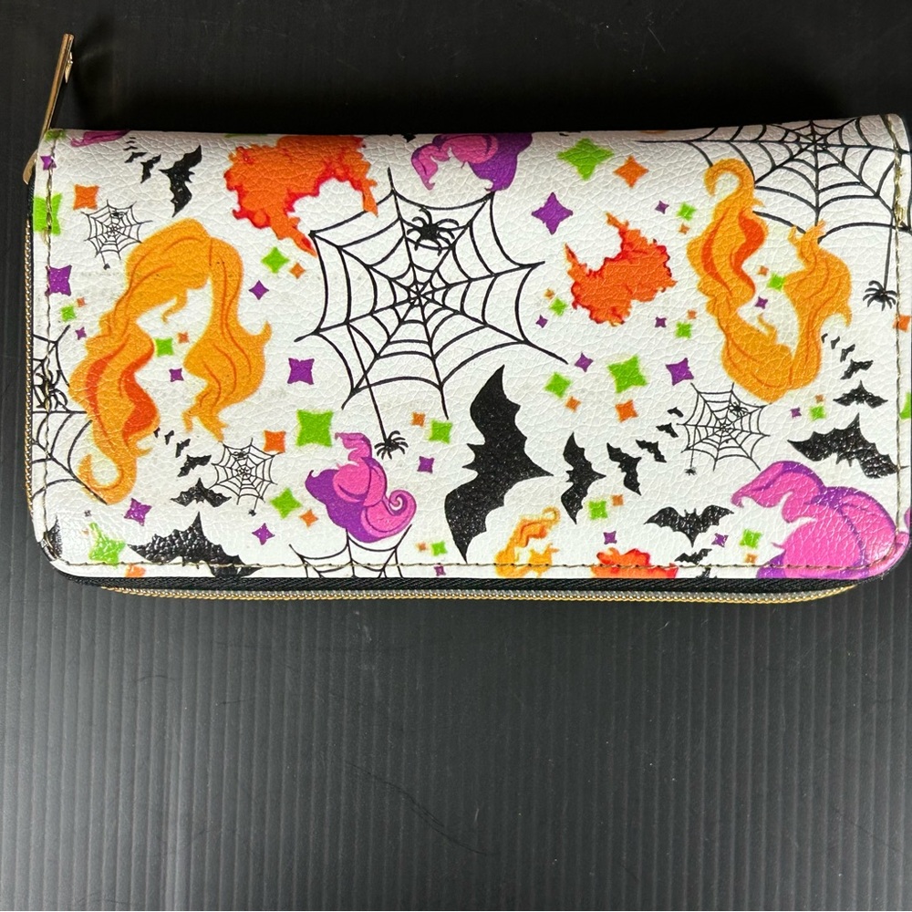 Hocus Pocus Halloween Themed Women's Wallet‎ Zip Around